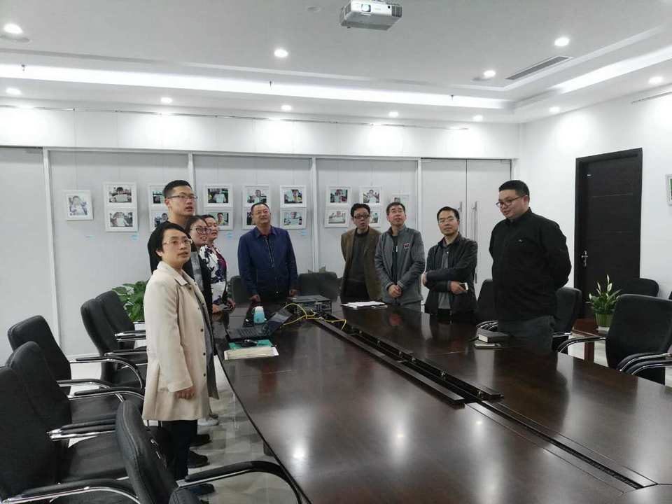 党旗，，，在心中飘扬 - 党工建设 - 完美体育,完美体育评估四川公司